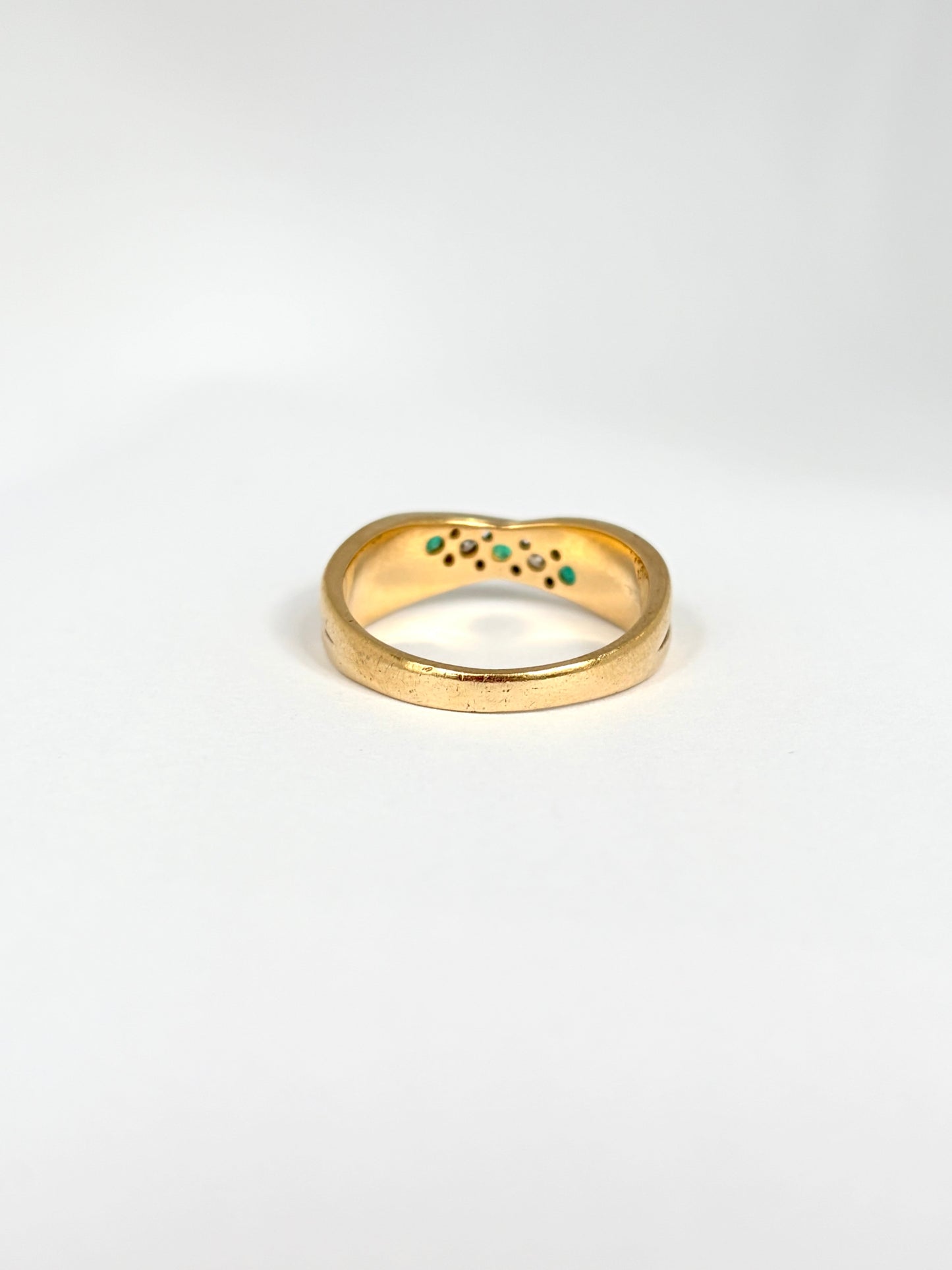 Vintage, 18ct Gold, Emerald and Diamond Cross Over Ring, 6.47g