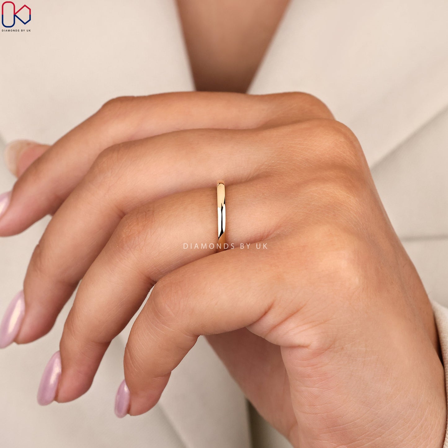 Plain Wedding Band In Yellow Gold