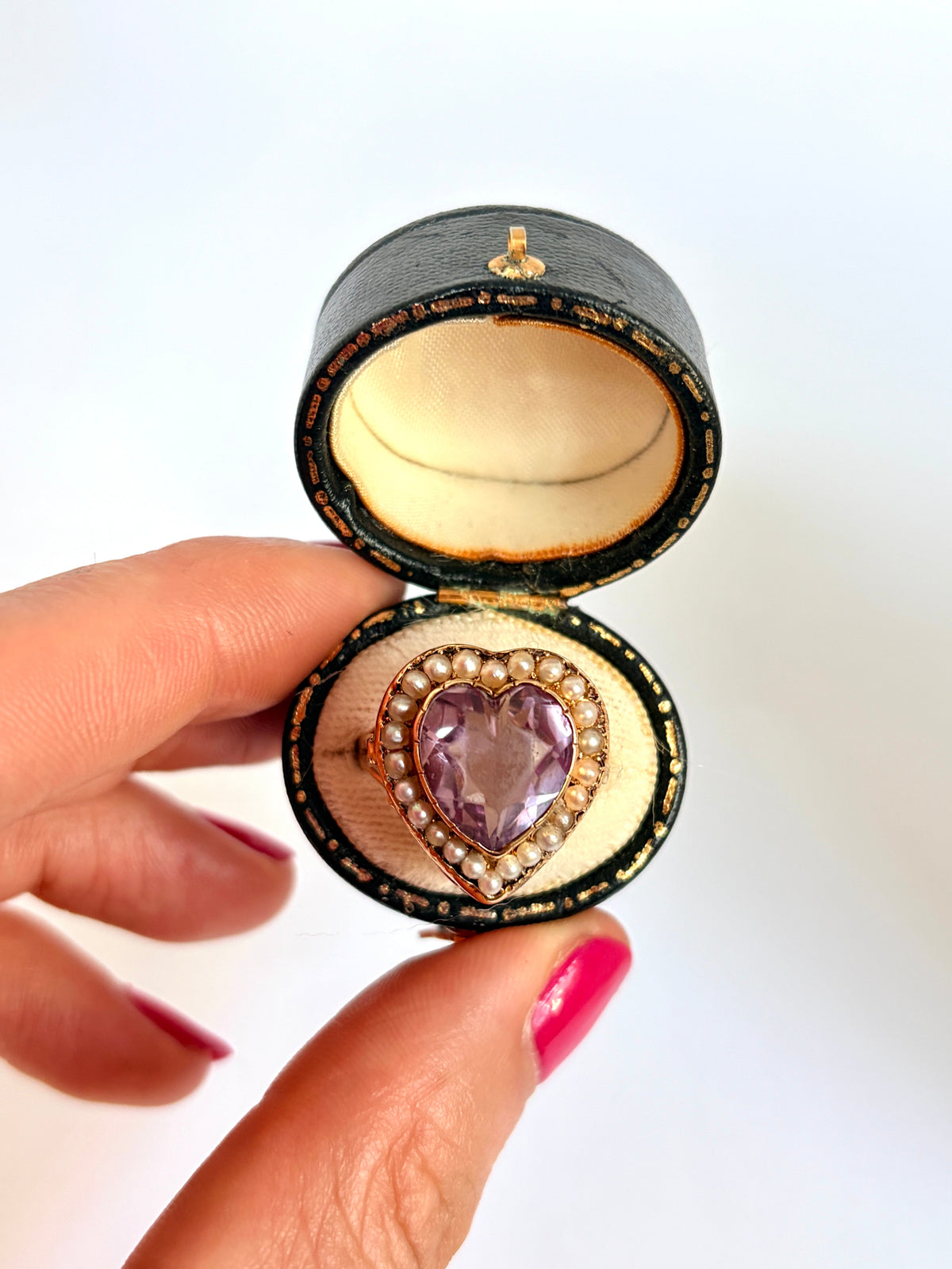 Large, Vintage 15ct Gold Amethyst Heart Ring with Seed Pearls