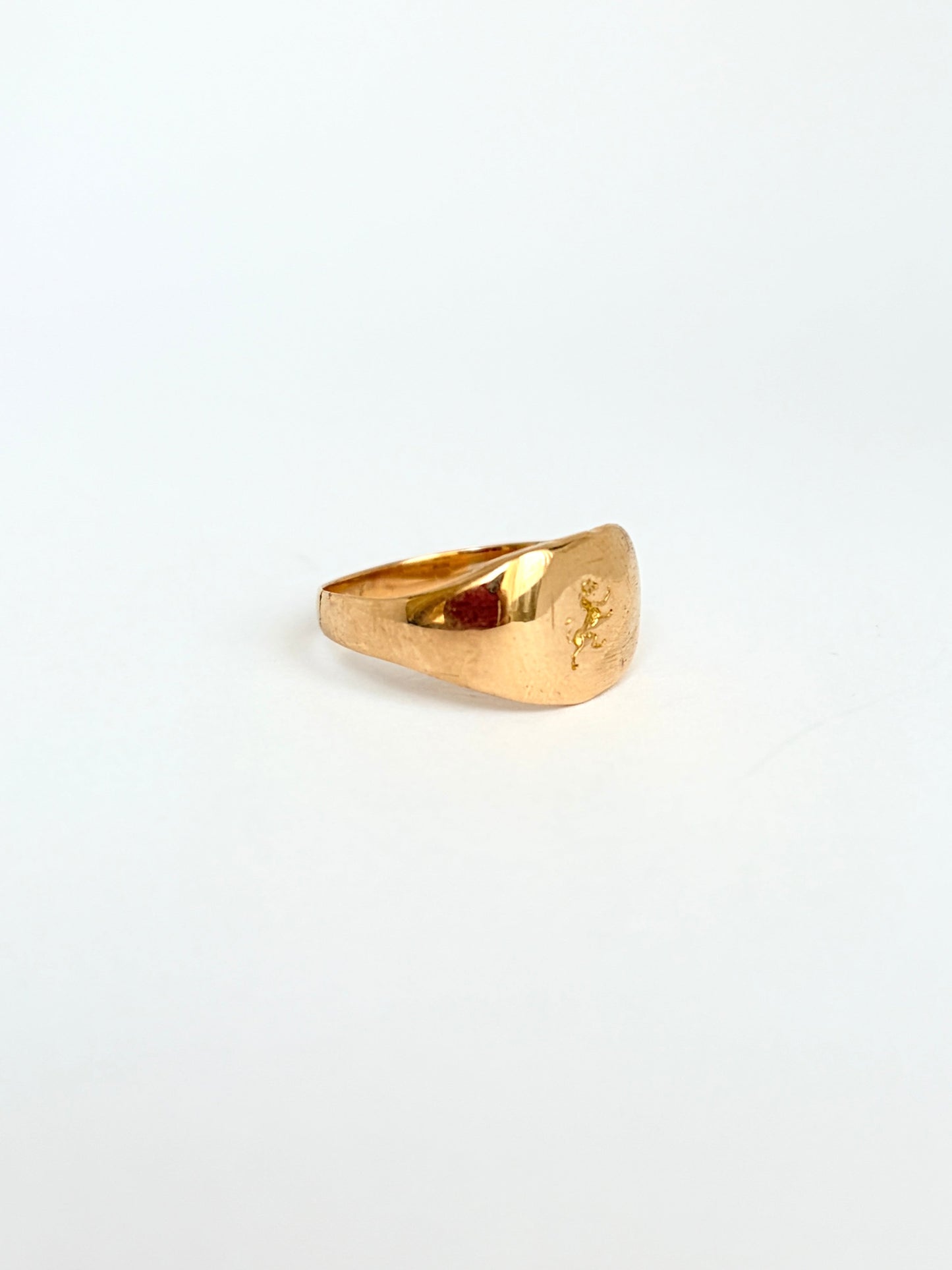 Vintage, 18ct Gold Lion Signet Ring, Hallmarked 18ct Gold, 3.42g