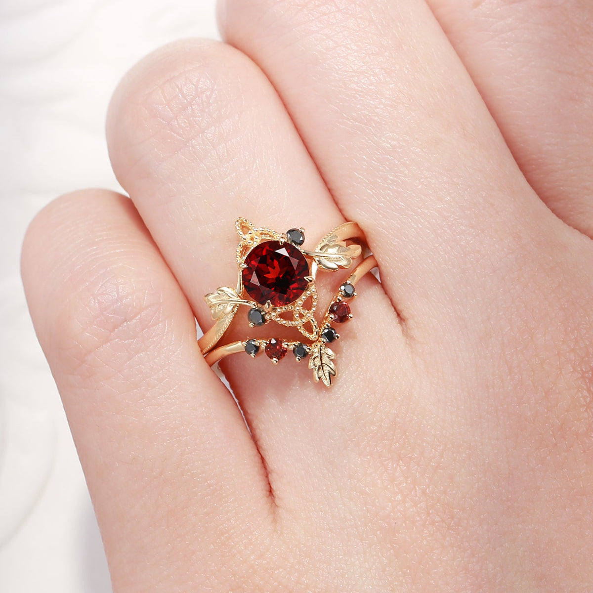 Celtic Calendar | 12.24-1.20 | Round Cut Garnet Nature Inspired Birch Leafy Celtic Ring Set 2pcs