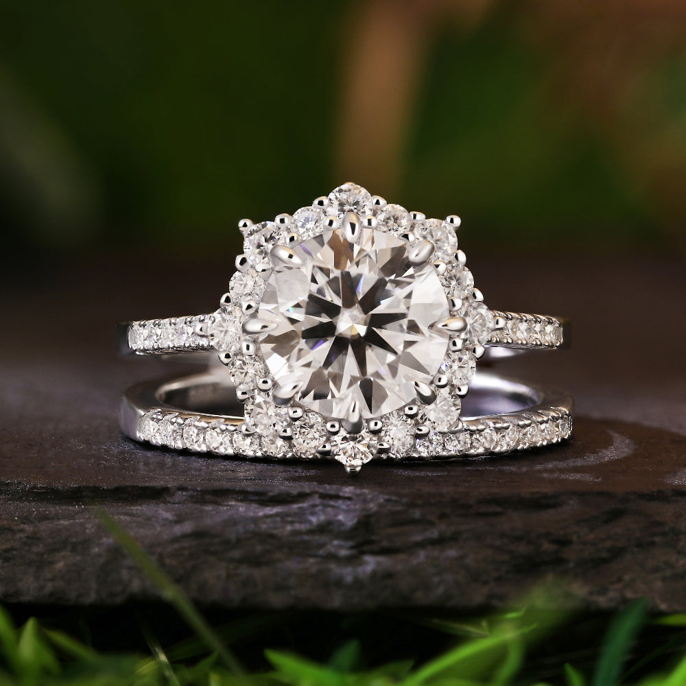 Vintage Floral Halo 2.6ct Round Cut Moissanite & Wedding Band