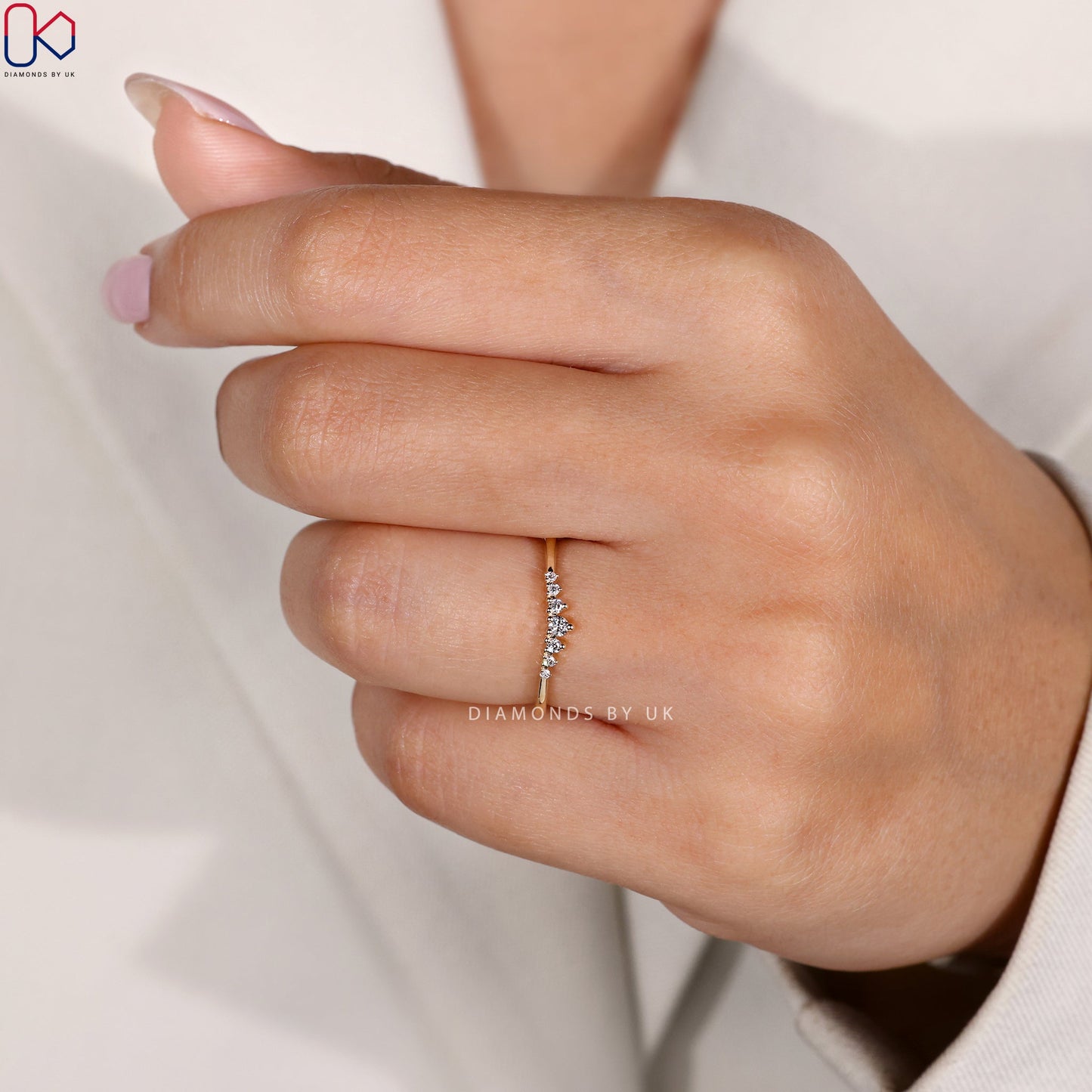 Round Cut Diamond 7 Stone Wedding Band
