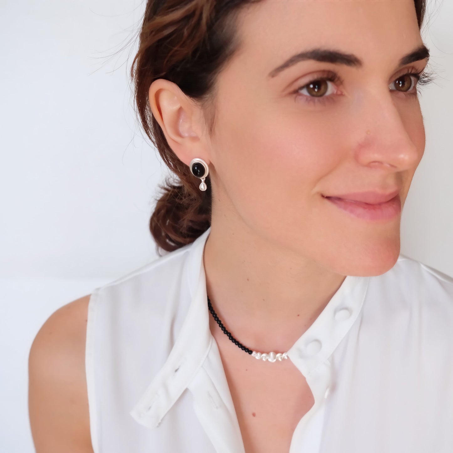 Silver Oval Onyx Studs