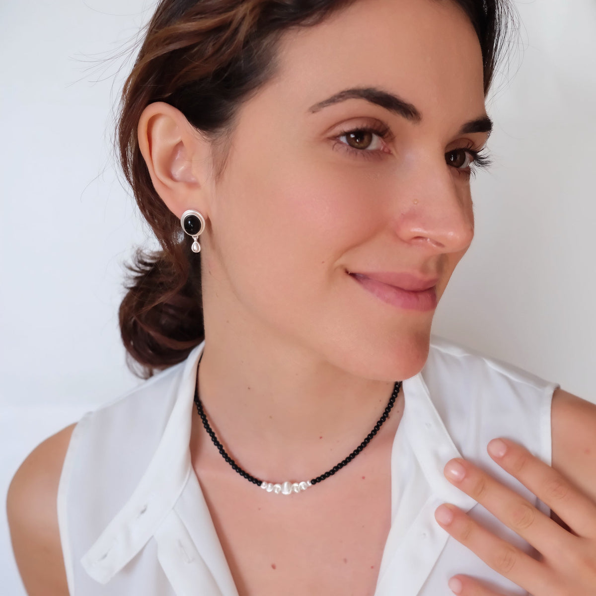 Silver Oval Onyx Studs