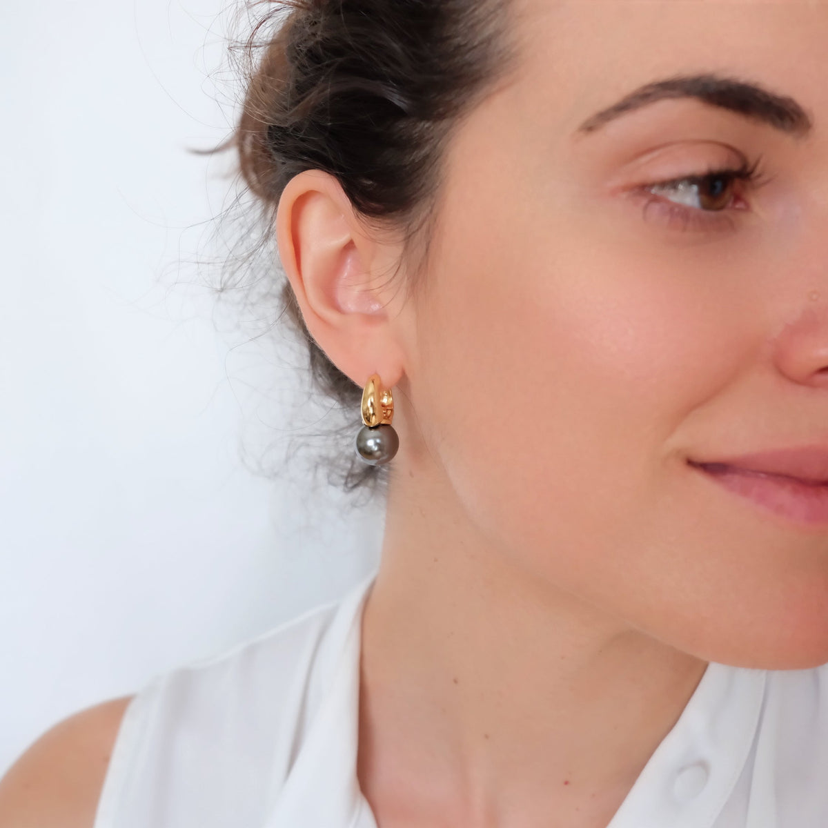 Gray Pearl Earrings