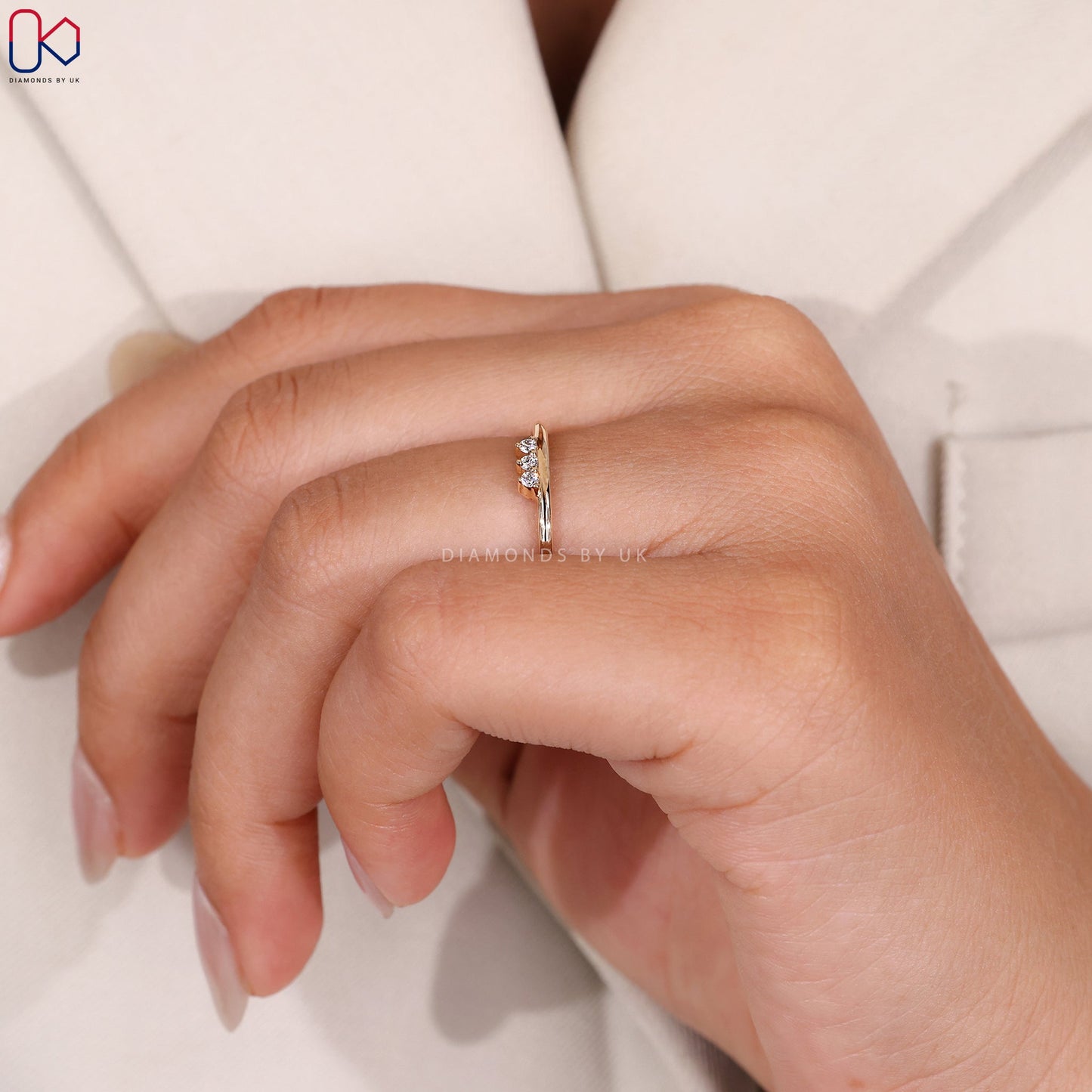 Yellow Gold Round Diamond 3 Stone Wedding Band