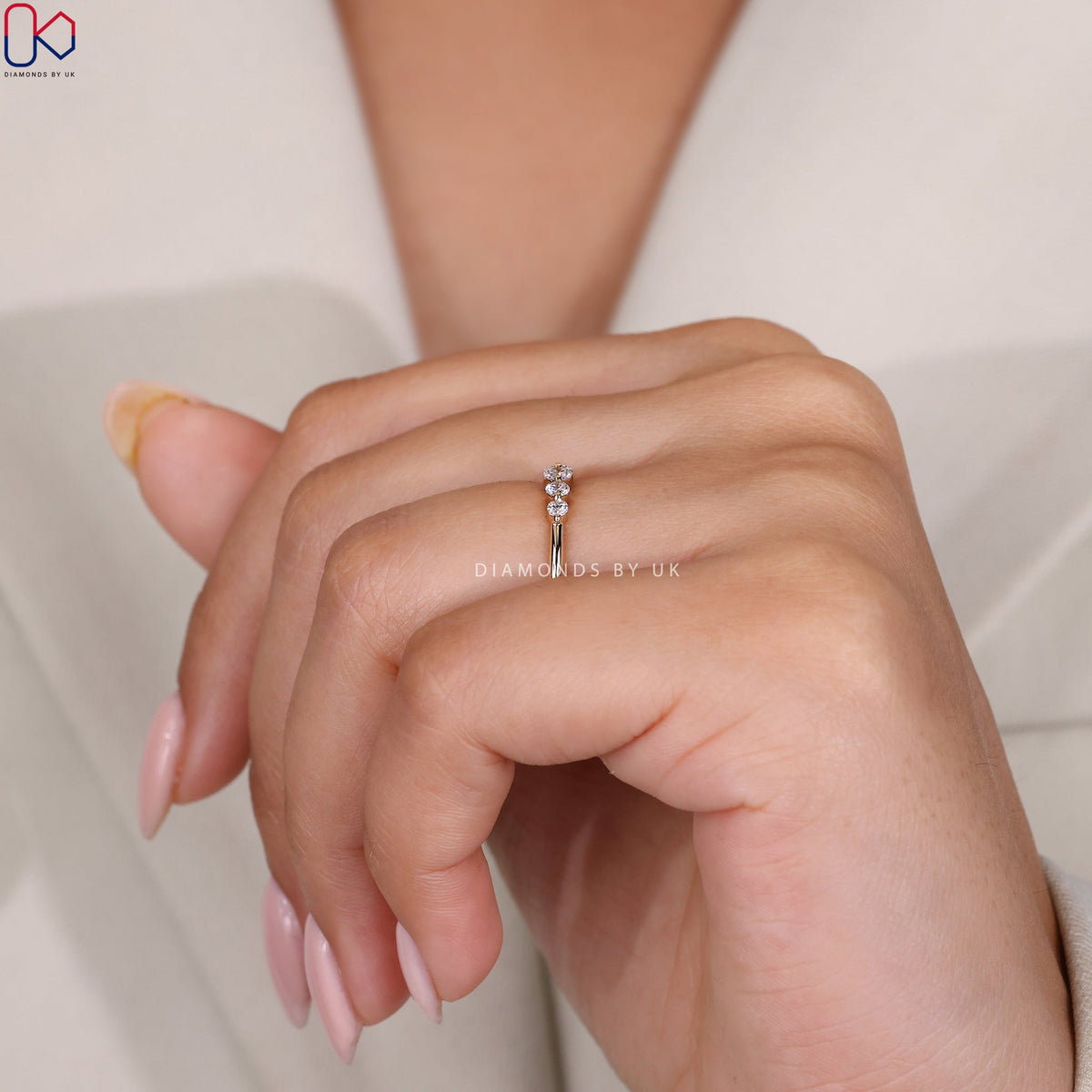Round Cut 4 Diamond Wedding Band
