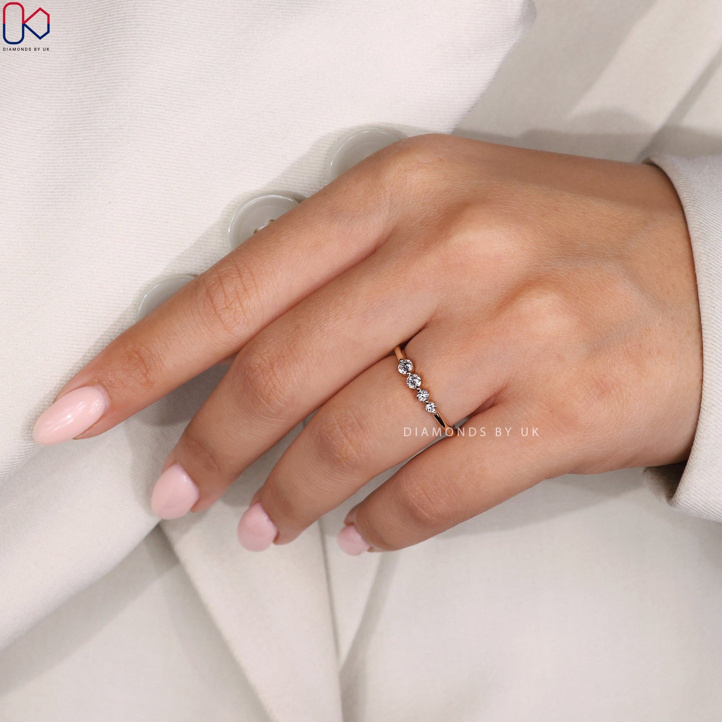 Round Cut 4 Diamond Wedding Band