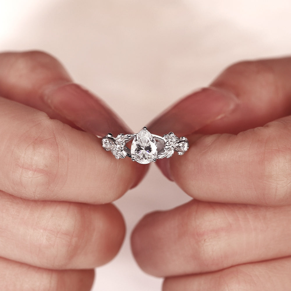 1.39CT Pear Moissanite Leaf Nature Inspired Engagement Ring