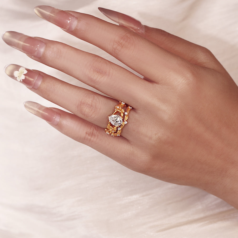 1.45ct Pear Cut Moissanite Bridal Ring Set, Nature Inspired Leaf & Vine Design