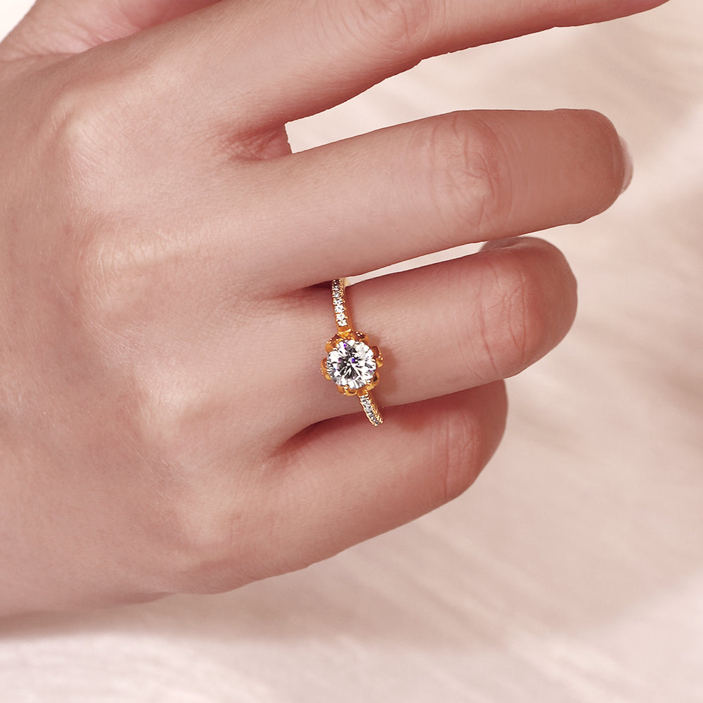 Vintage-Inspired Lotus 1.18CT Round Cut Moissanite Engagement Ring