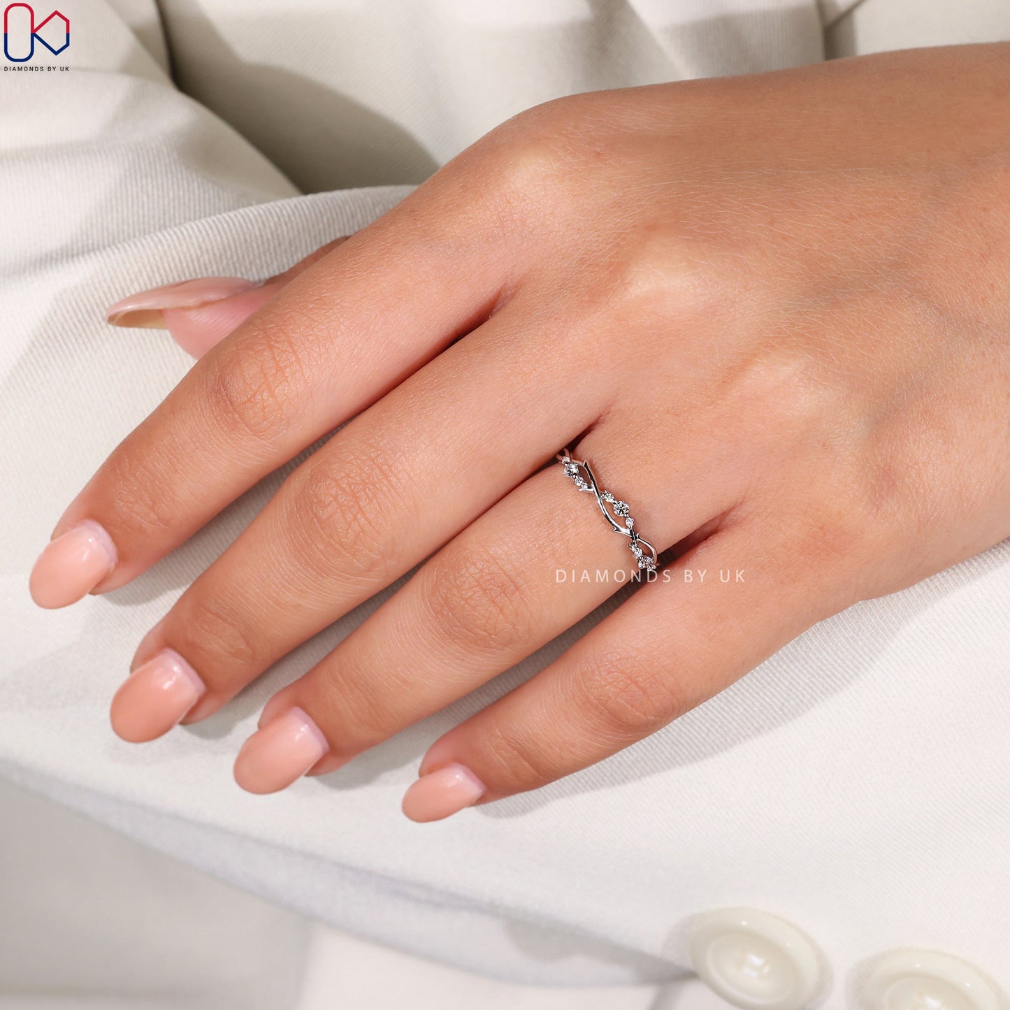 Vintage Twisted White Gold Wedding Band