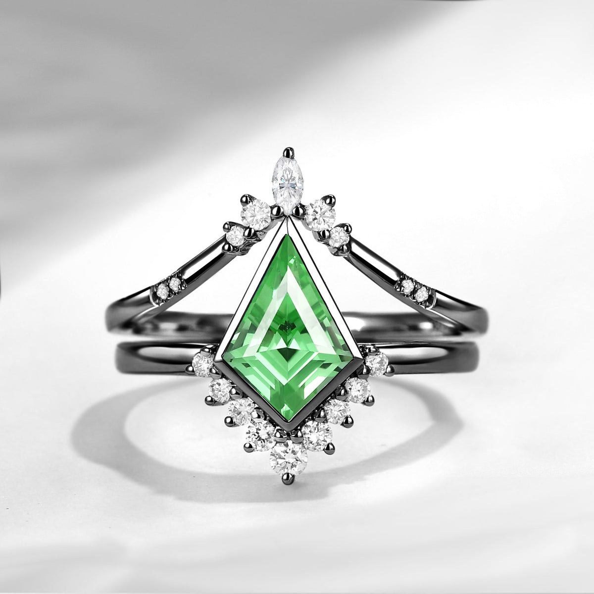 18K Kite Cut Lab Tsavorite Engagement Ring Set 2pcs