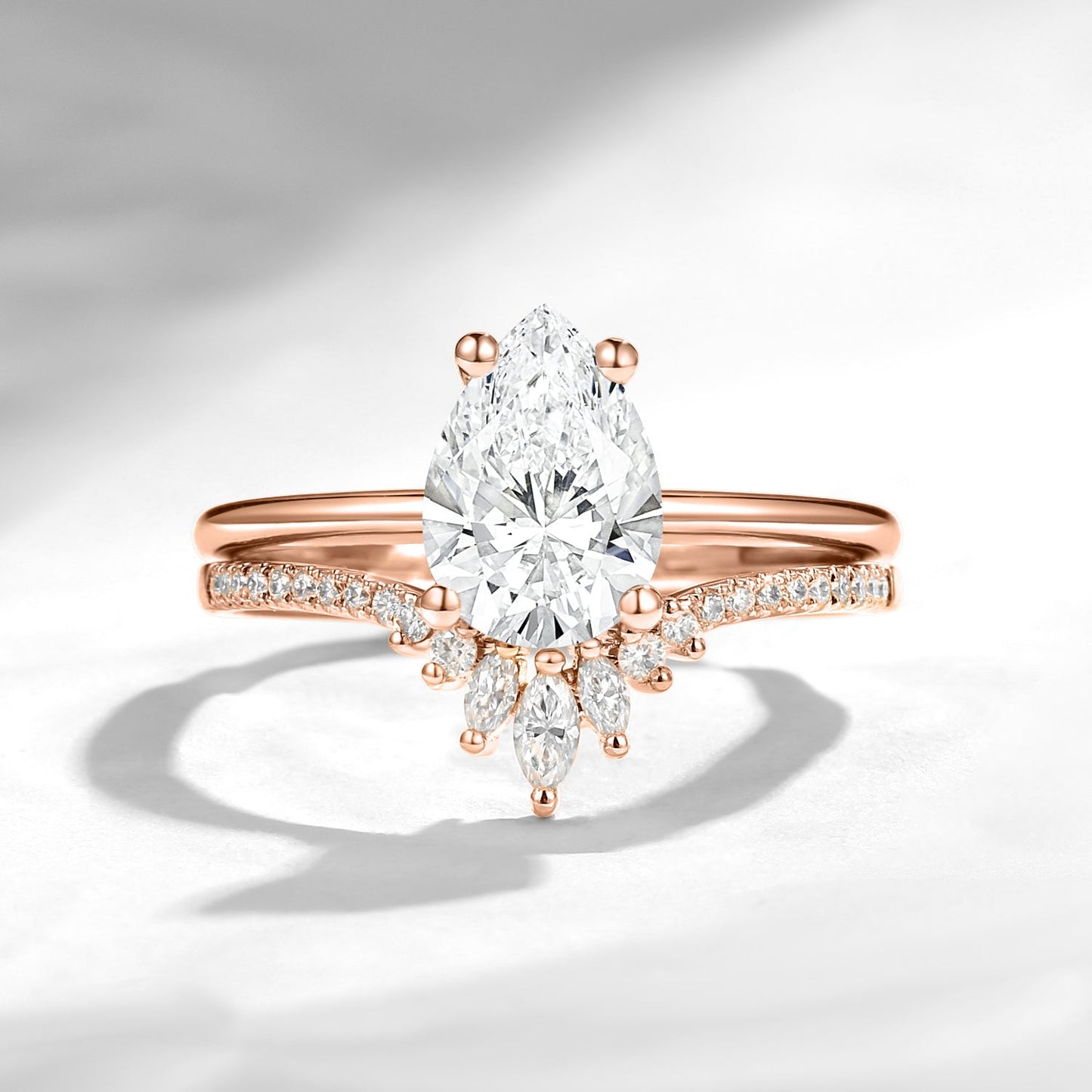 Classic Pear Cut IGI Certificated Lab Grown Diamond Engagement Ring Set