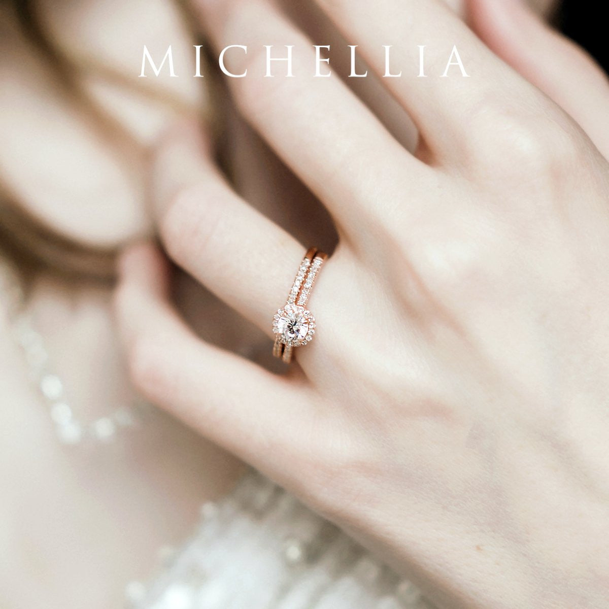 [Nova] Classic Halo Diamond Engagement Ring in Diamond / Moissanite