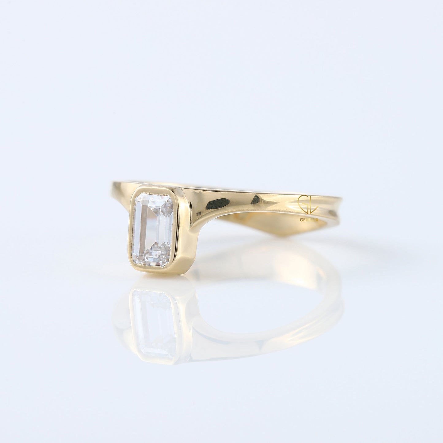 Emerald Cut Moissanite Diamond Curved Solitaire Ring