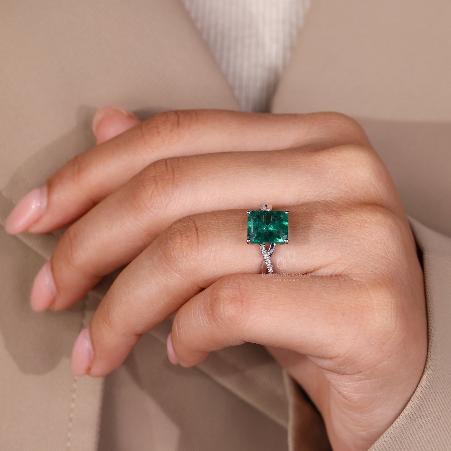 Green Emerald Birthstone Ring with twisted Shank Pave Setting