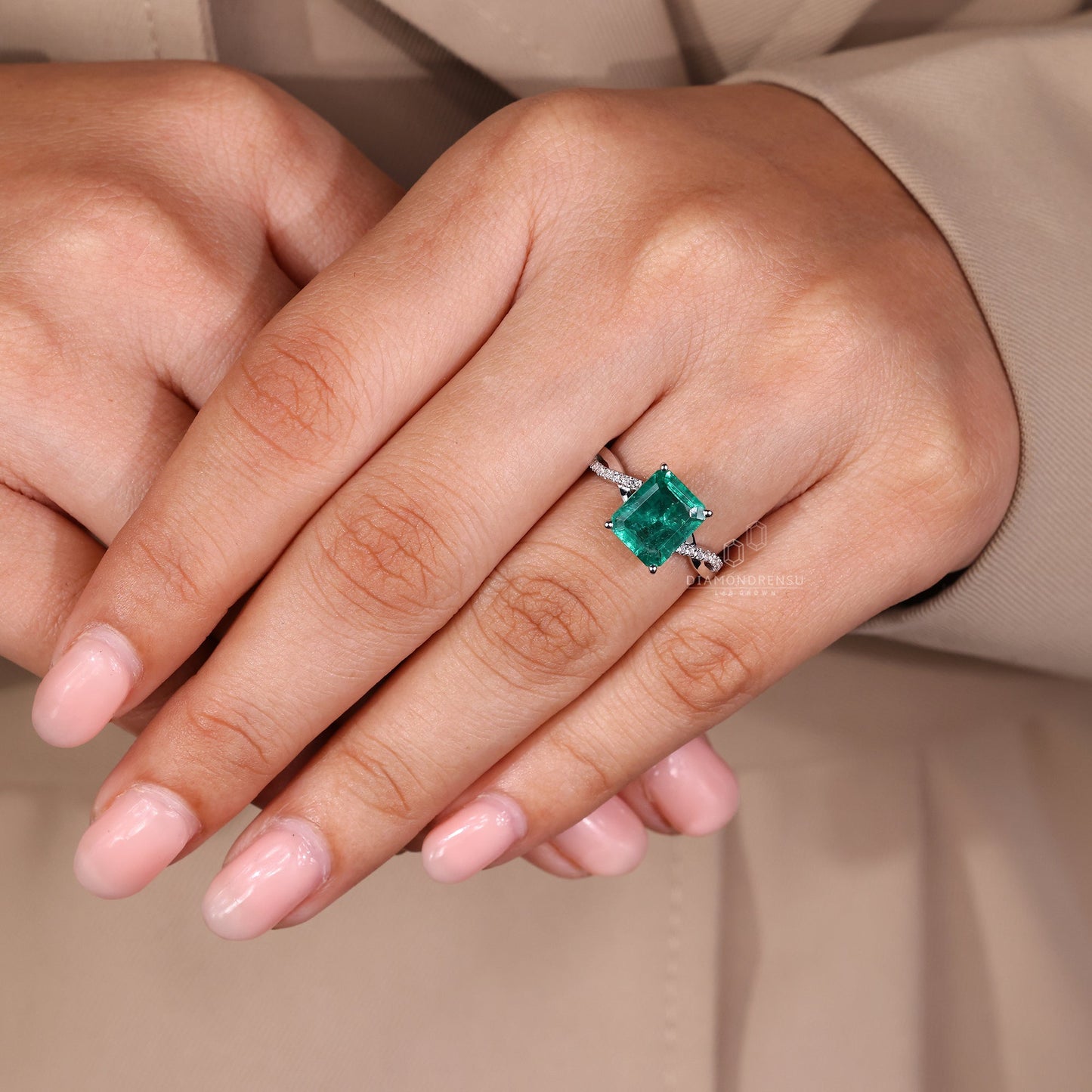 Green Emerald Birthstone Ring with twisted Shank Pave Setting