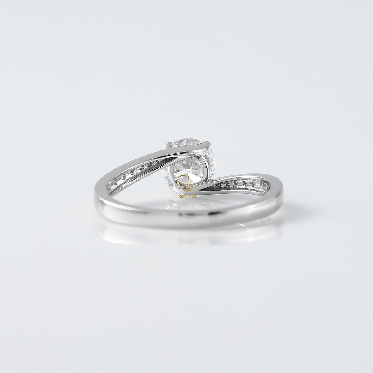 Round Cut Moissanite Bypass Engagement Ring