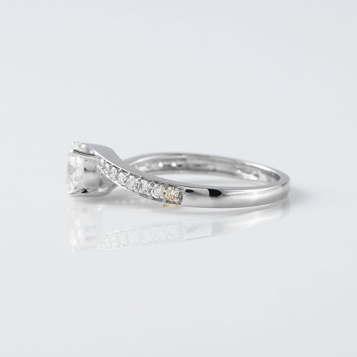 IGI certified Round Diamond Bypass Engagement Ring