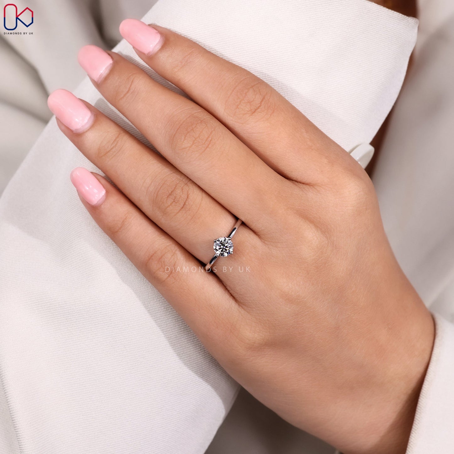 Round Diamond Ring in Solitaire Style