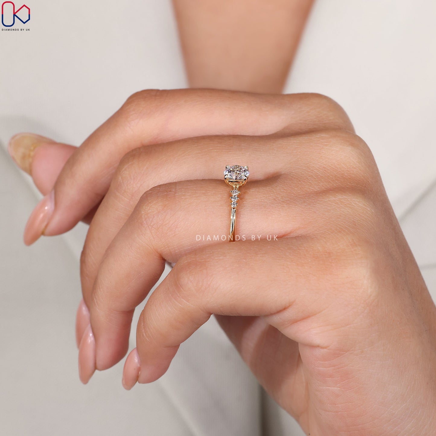 Round Cut 7 Stone Diamond Ring