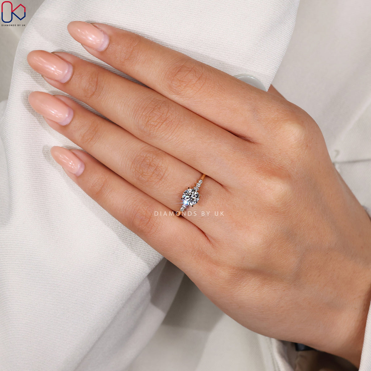 Round Cut 7 Stone Diamond Ring