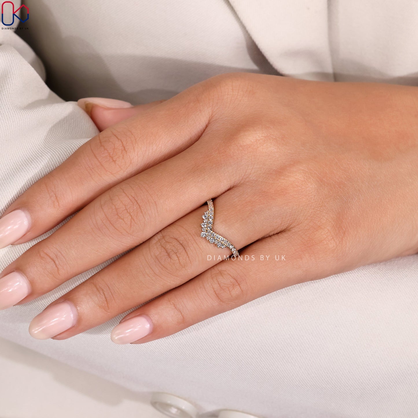 Round Cut Yellow Gold Wedding Band Chevron Style