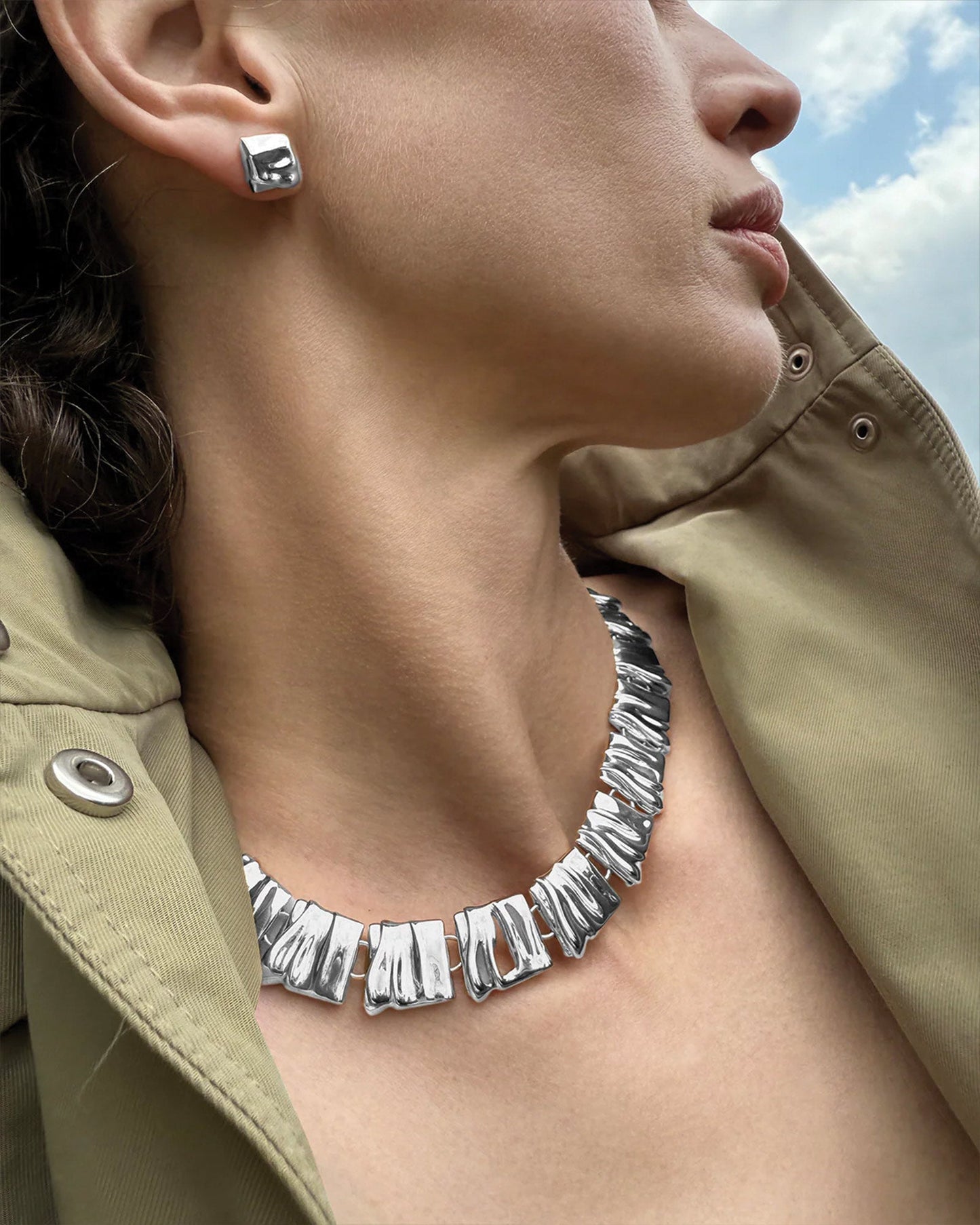 Sundra Collar