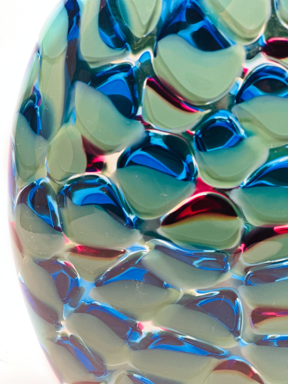 Glass "Jade Parrot" by Jonathan Swanz