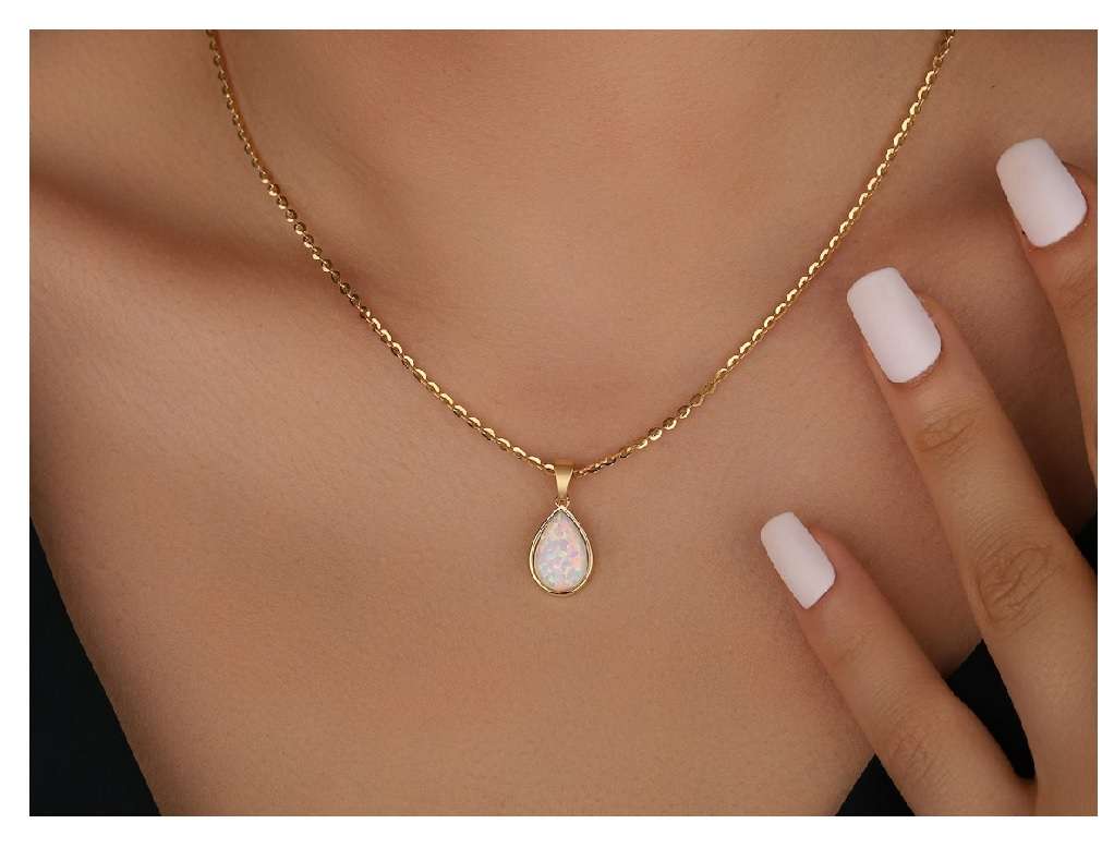 Beautiful 1 Carat Opal Solitaire Pendant Necklace