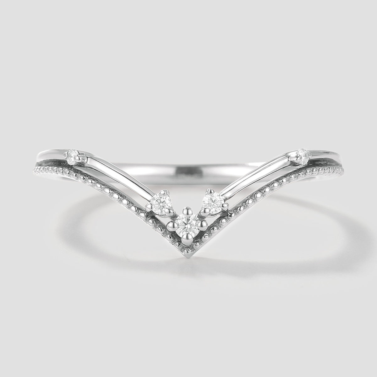 1.5mm Curved Moissanite Stackable Wedding Band