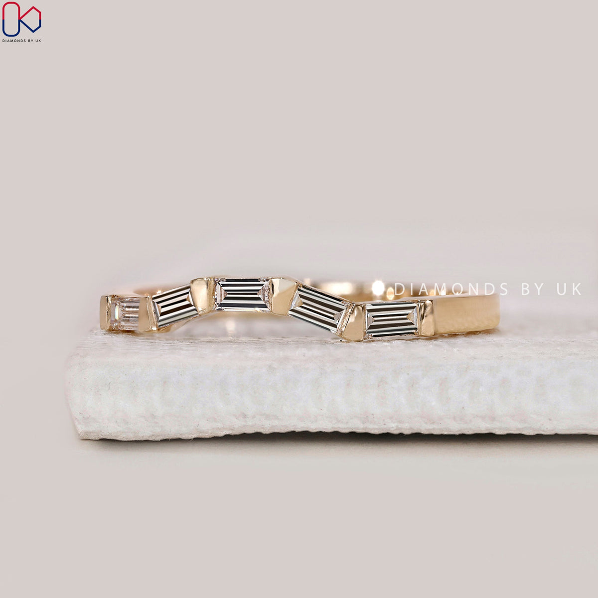 Baguette Diamond Wedding Band With Bar Setting