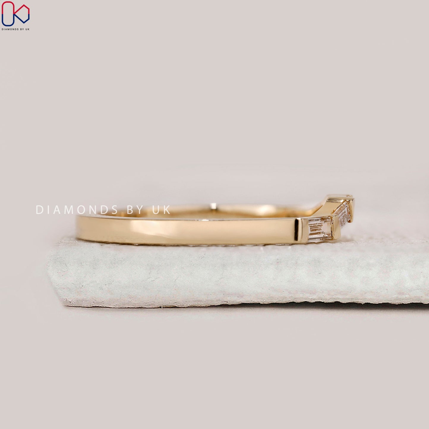 Baguette Diamond Wedding Band With Bar Setting