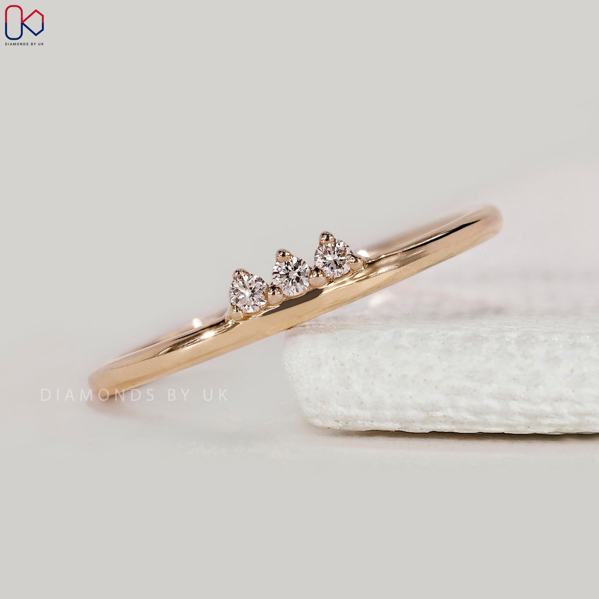 Yellow Gold Round Diamond 3 Stone Wedding Band