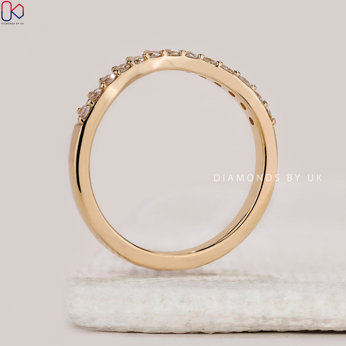 Round Diamond Wedding Band In Curvy Style