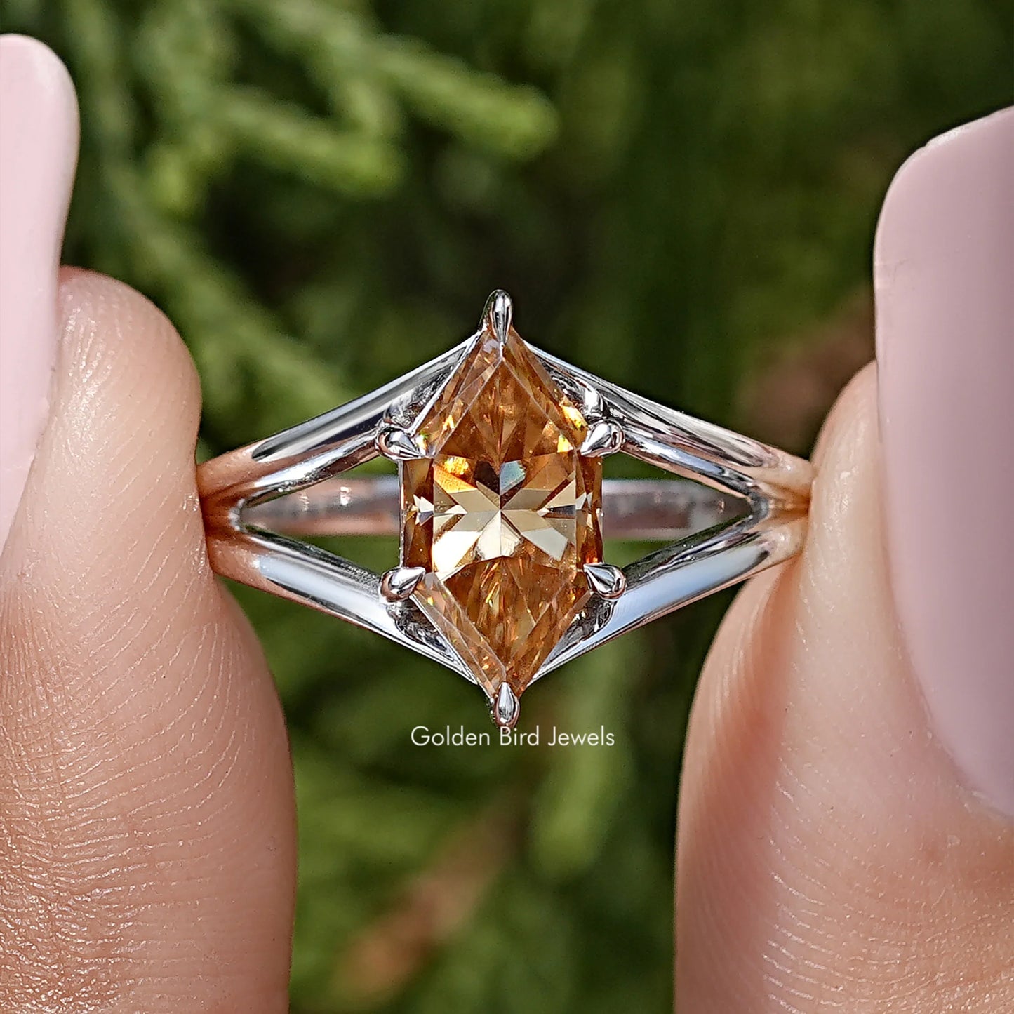 Dutch Marquise Moissanite Spilt Shank Wedding Ring