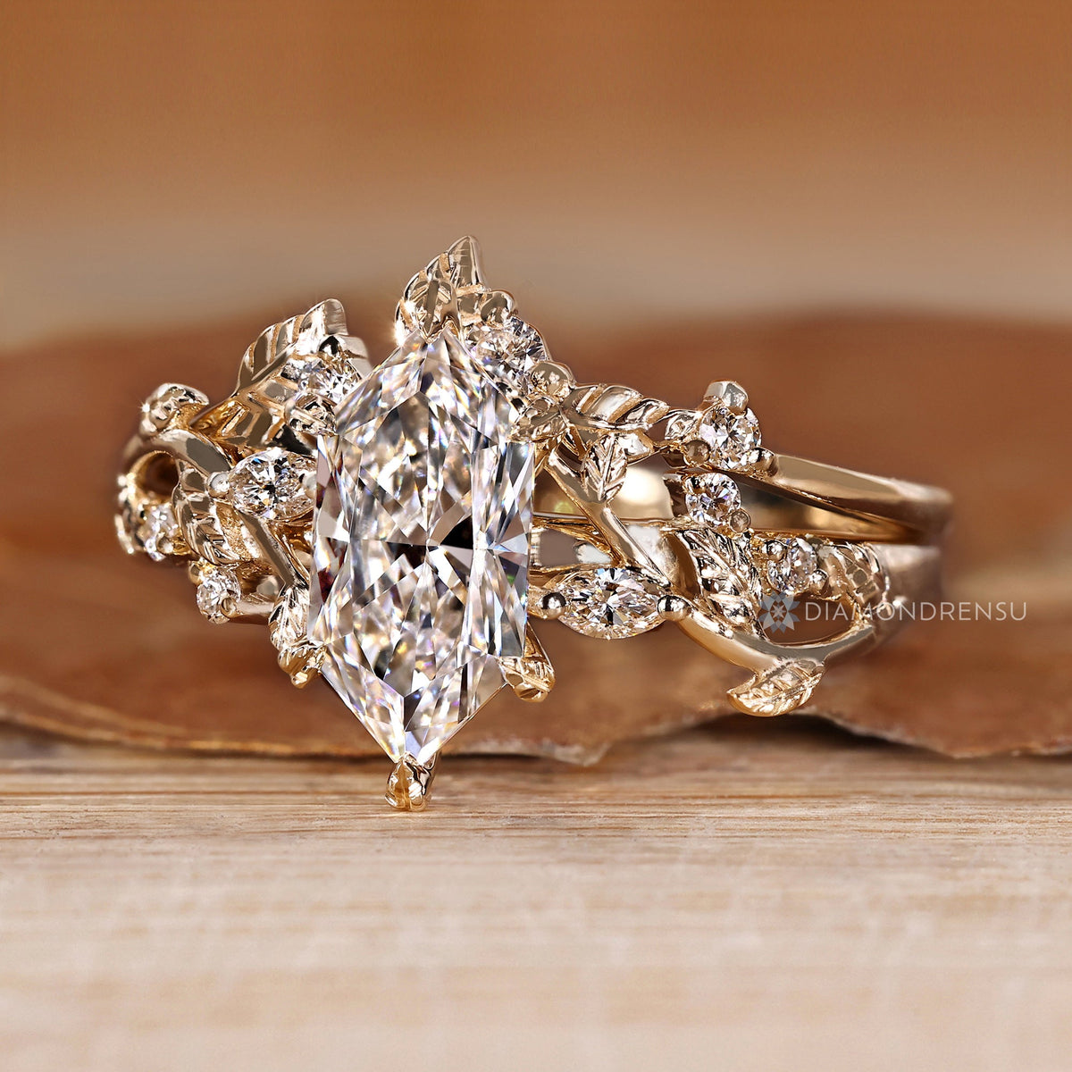 Dutch Marquise Wedding Ring In Nature Inspired Style