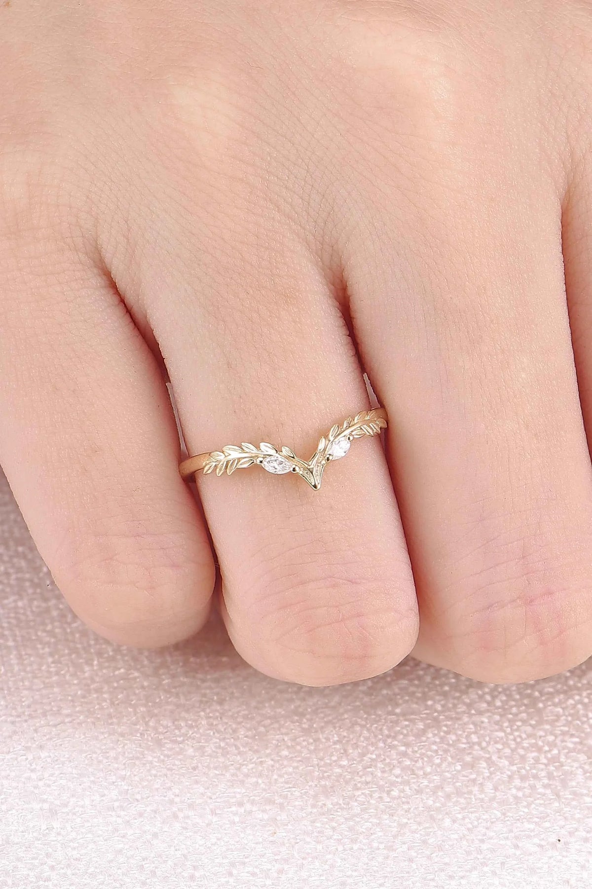 Marqusie Cut Moissanite Olive Leaf  'Antlers' Curved Stacking Ring