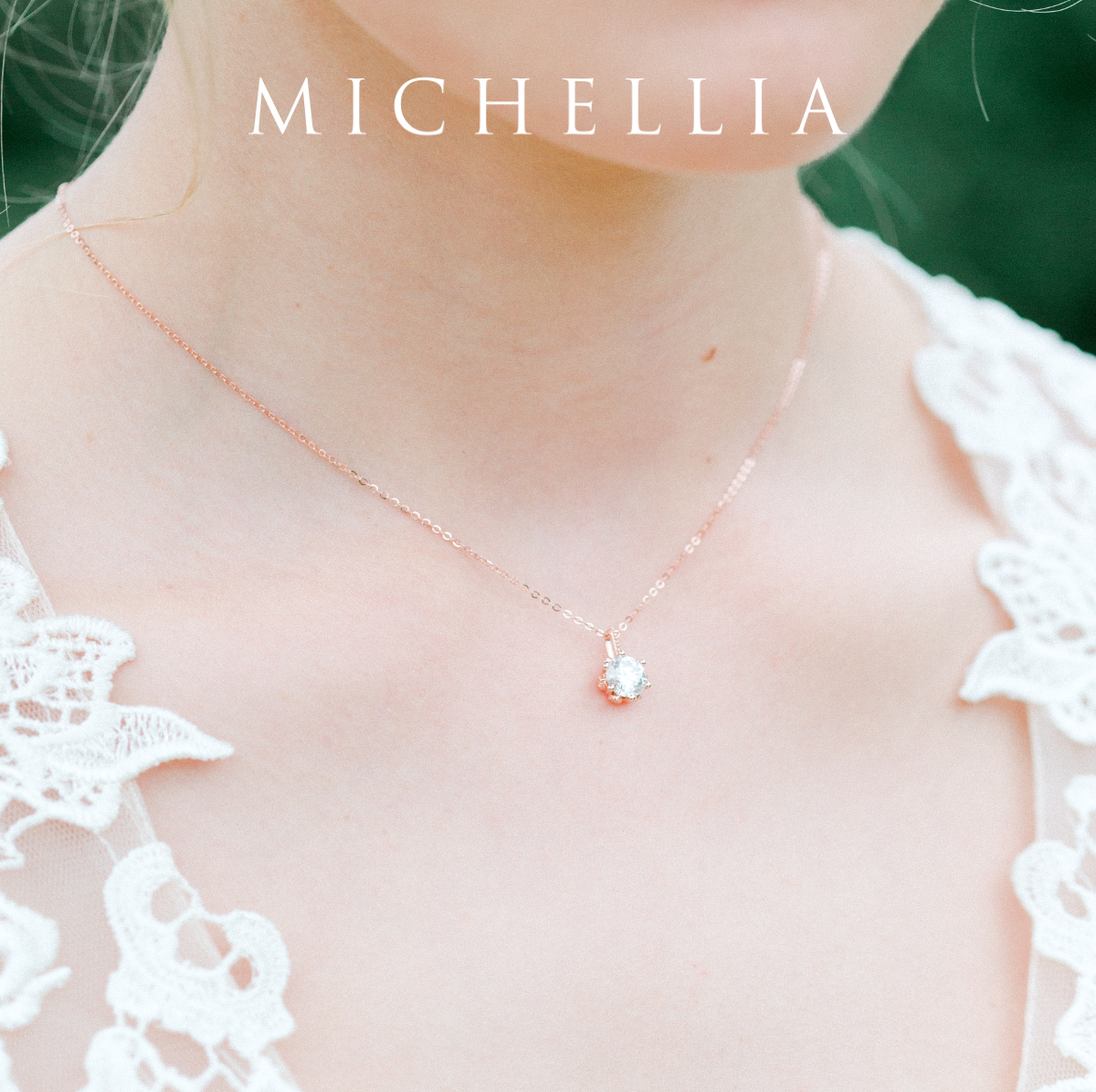 [Evelyn] Vintage Classic Crown Necklace in Morganite