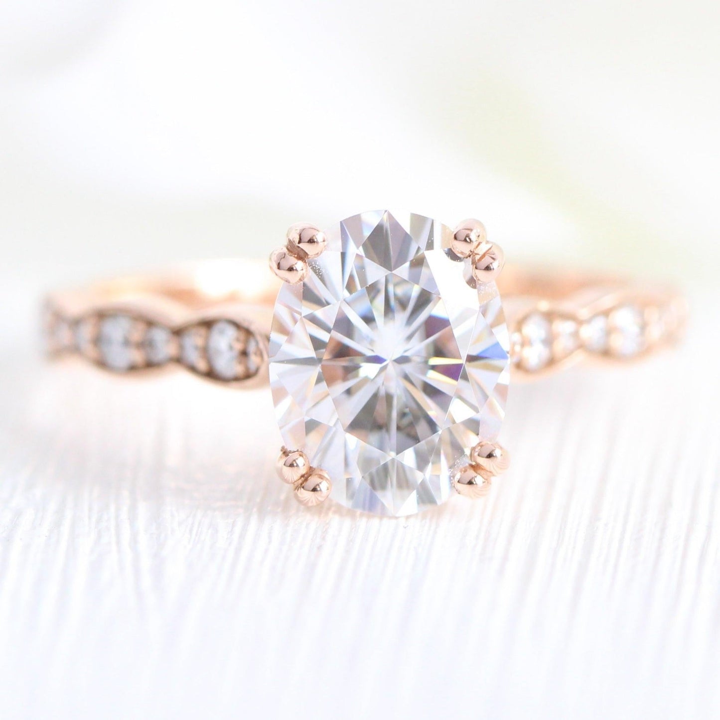 Grace’s Bezel | Oval Lab Diamond Solitaire Bridal Set 2pcs