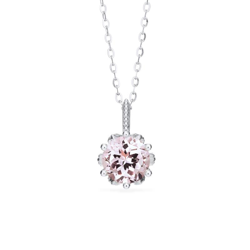 [Eden] Floral Solitaire Necklace in Morganite