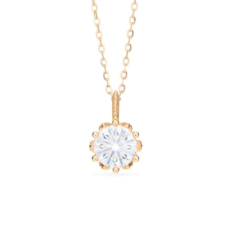[Eden] Floral Solitaire Necklace in Diamond / Moissanite