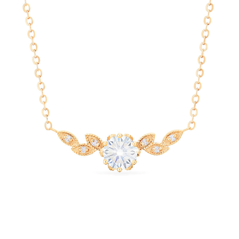 [Dahlia] Floral Leaf Necklace in Moissanite