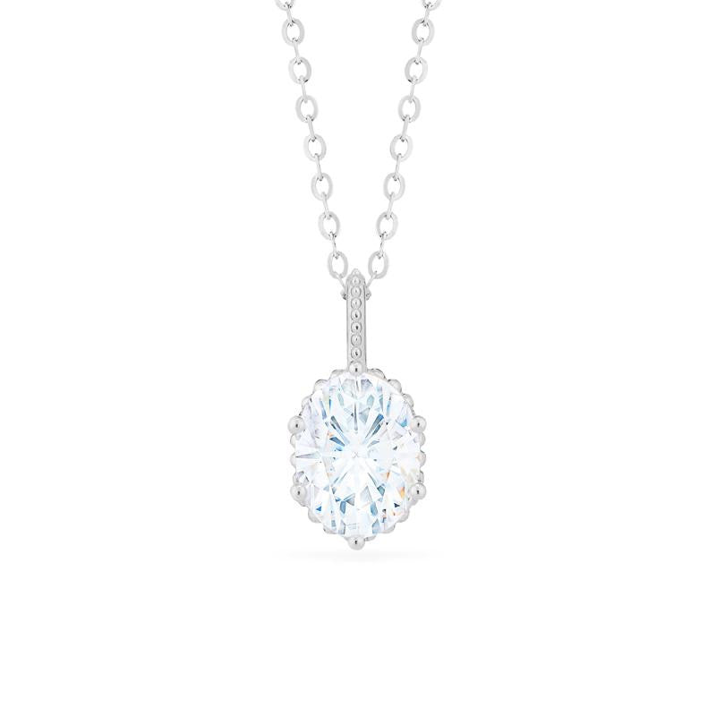 [Evelina] Vintage Classic Crown Oval Cut Necklace in Diamond / Moissanite