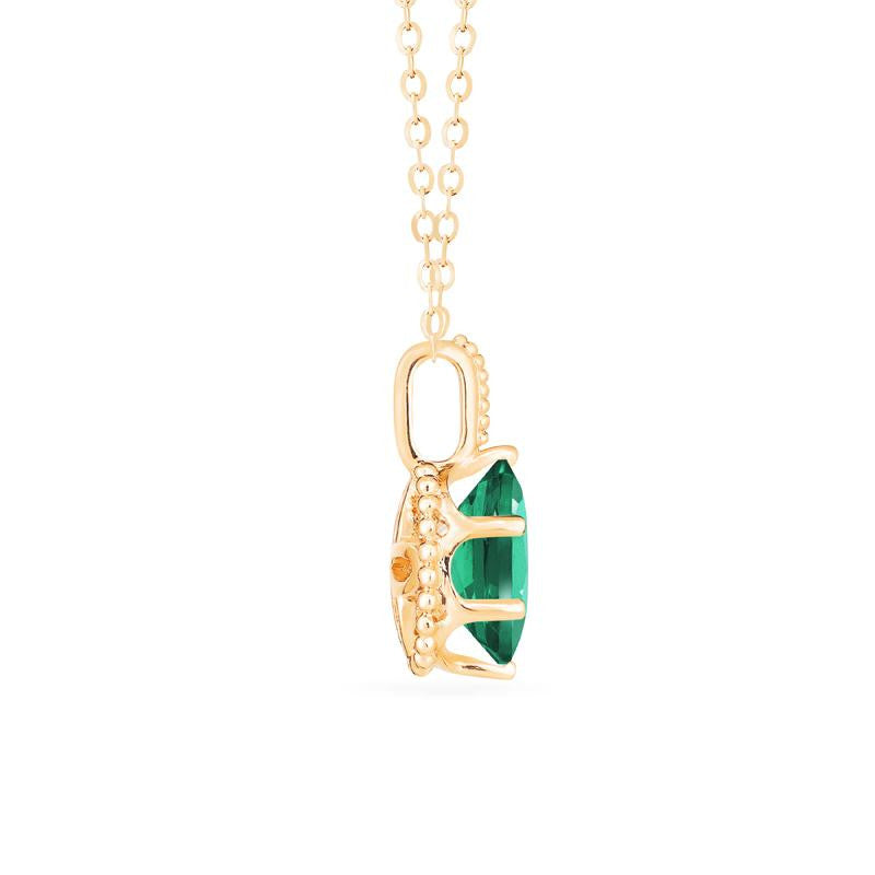 [Evelina] Vintage Classic Crown Oval Cut Necklace in Lab Emerald