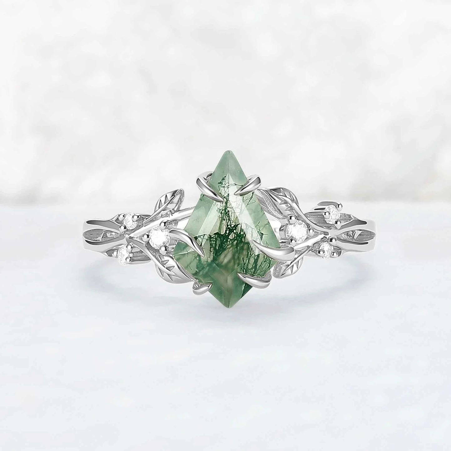 Nature-Inspired Kite-Cut Moss Agate Ring with Vine Band and Leaf Claw Design