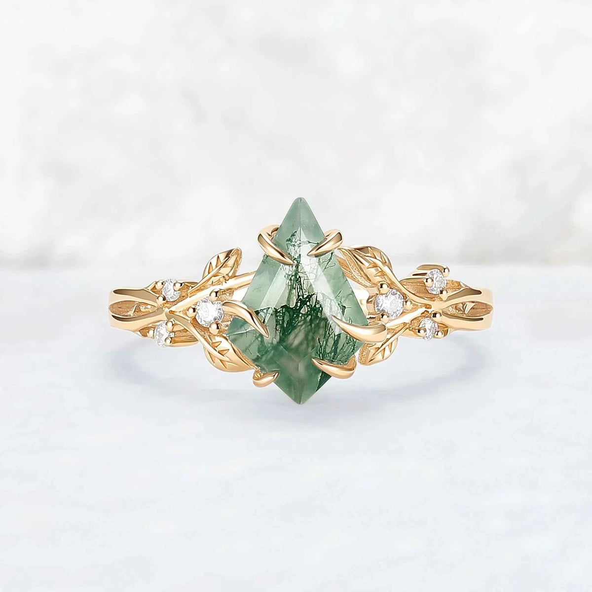 Nature-Inspired Kite-Cut Moss Agate Ring with Vine Band and Leaf Claw Design
