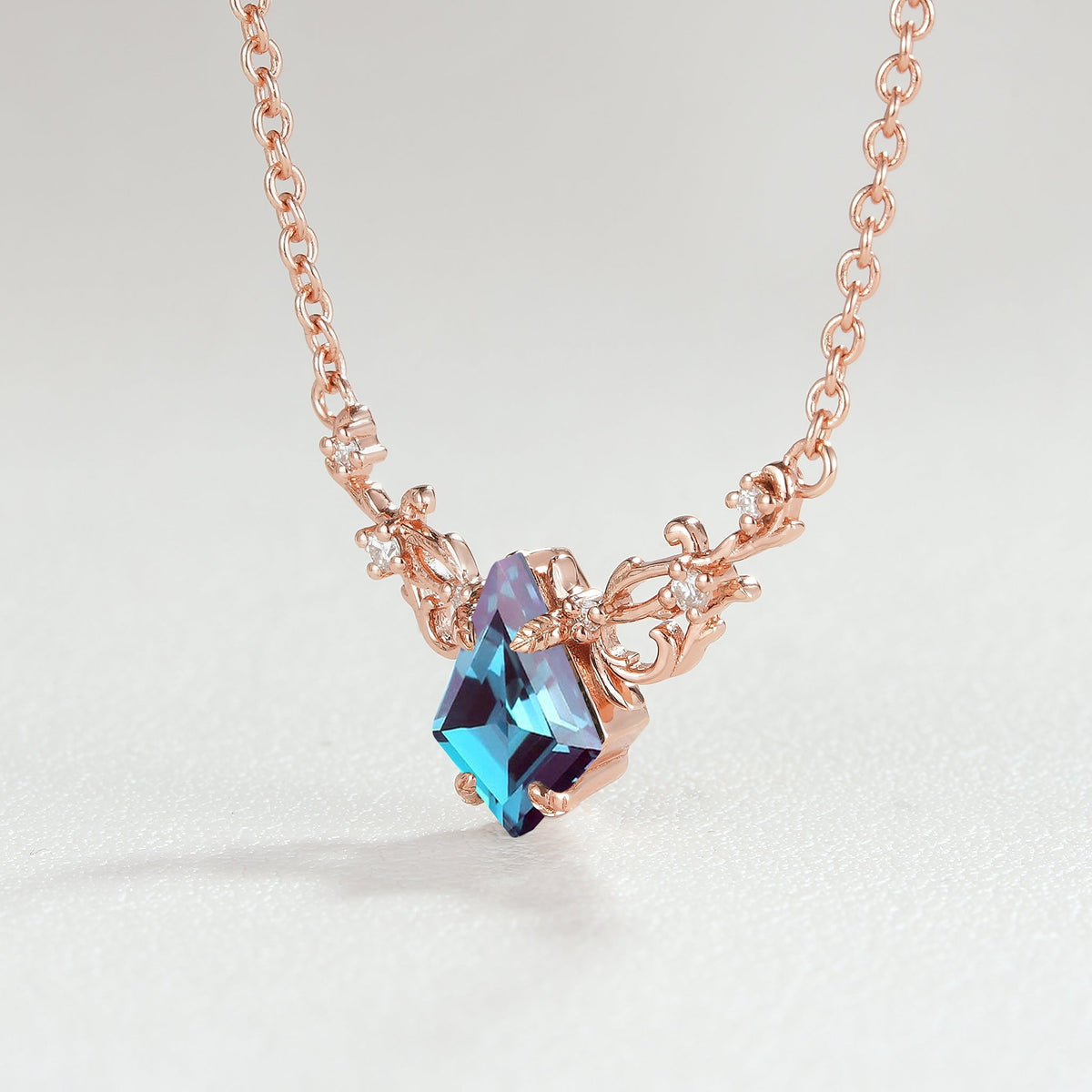 Nature Inspired Kite Cut Alexandrite Necklace